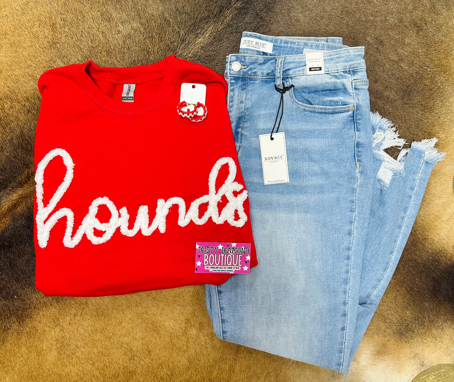 Hounds Embroidered Crew