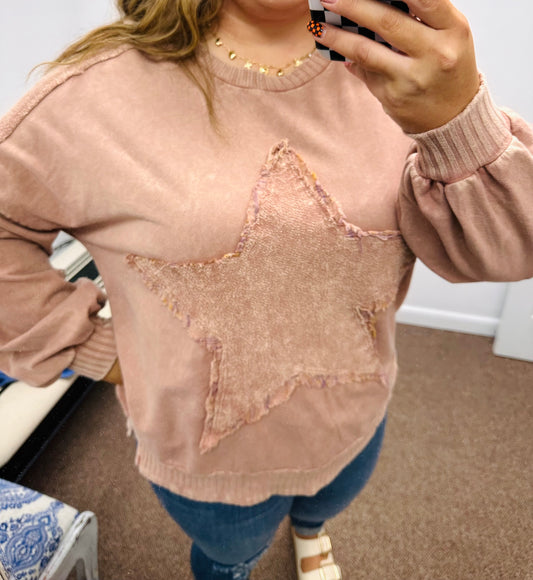 Star of the Show Pullover