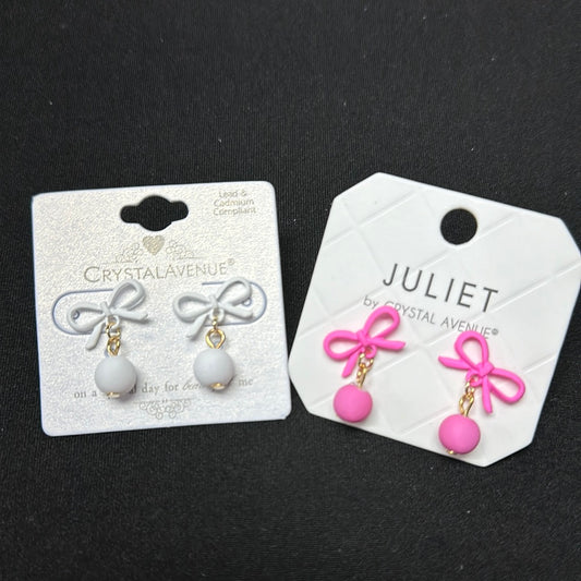 Simple sweet bow earrings